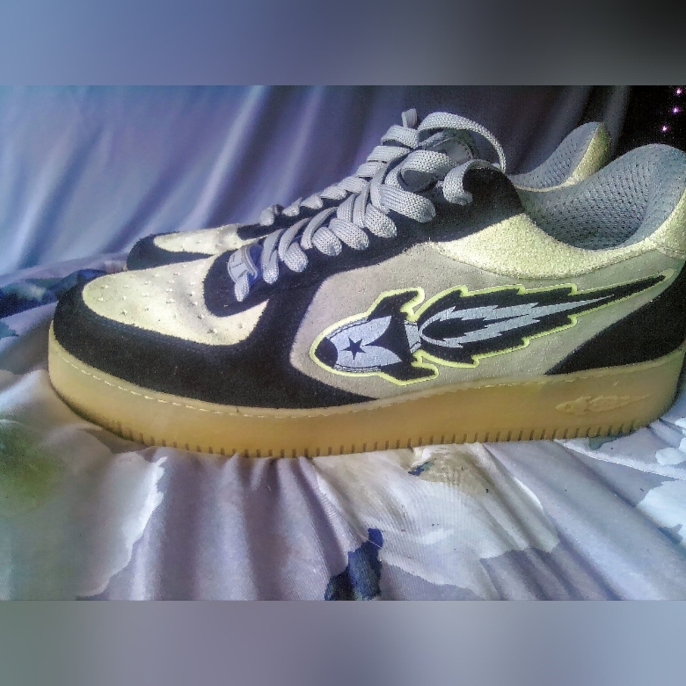 Enterprise Japan 1st edition rocket sneakers